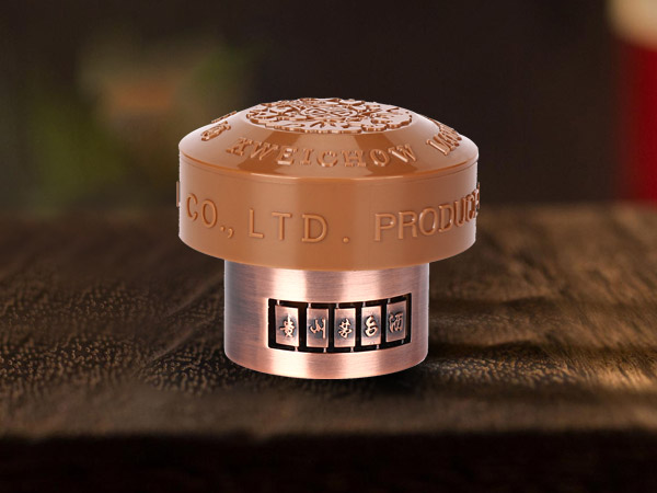 鋅合金白酒瓶蓋定制